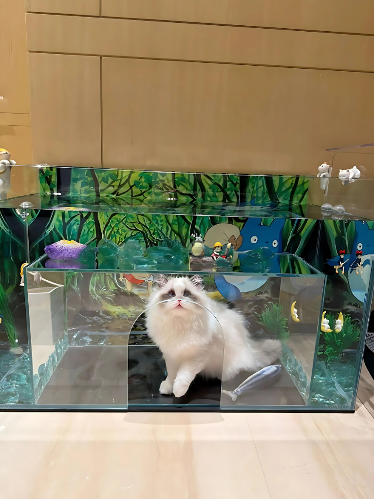 Front Entrance Cat Aquarium Product Image 2